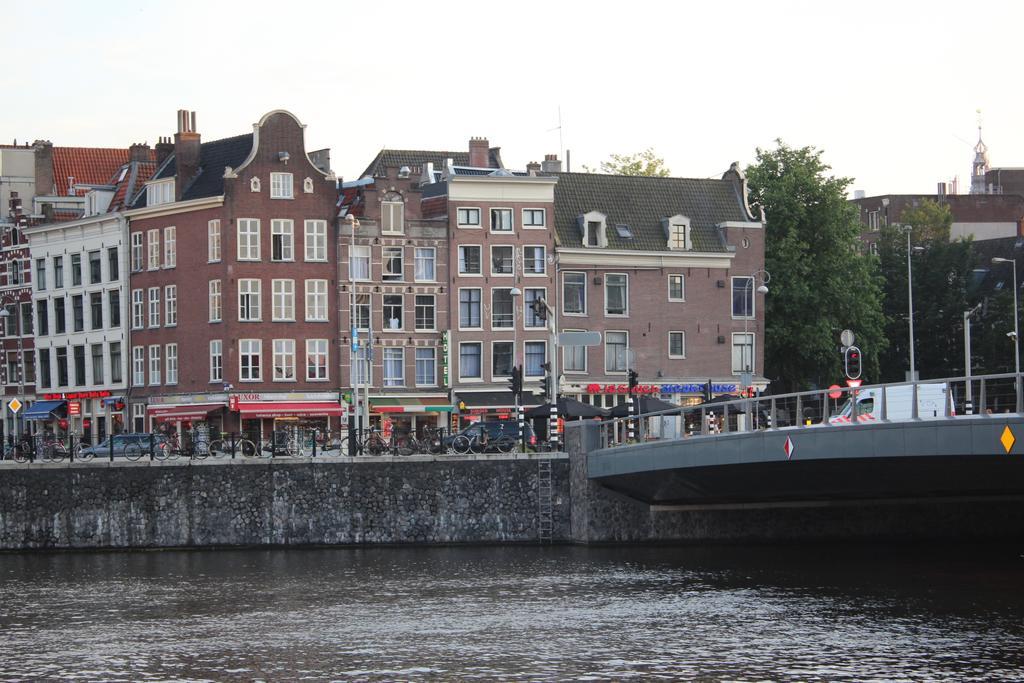Hotel Restaurant Old Bridge Amsterdam Exterior photo